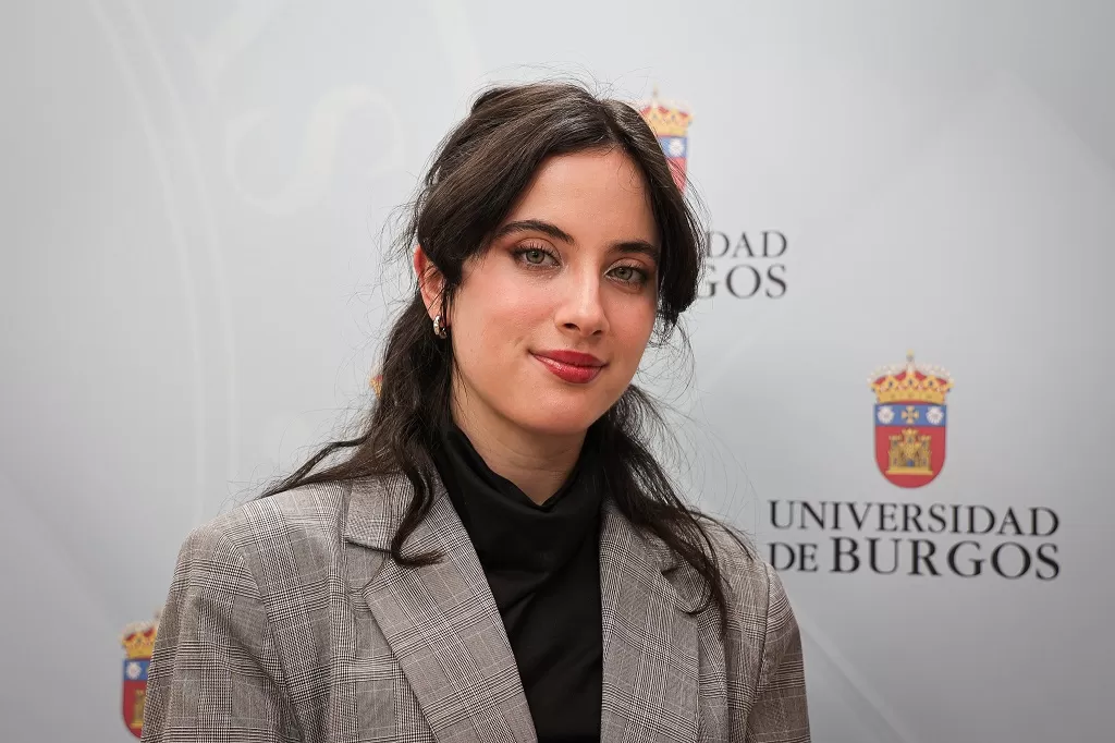 Aconsejan a los estudiantes noveles preguntar a los veteranos