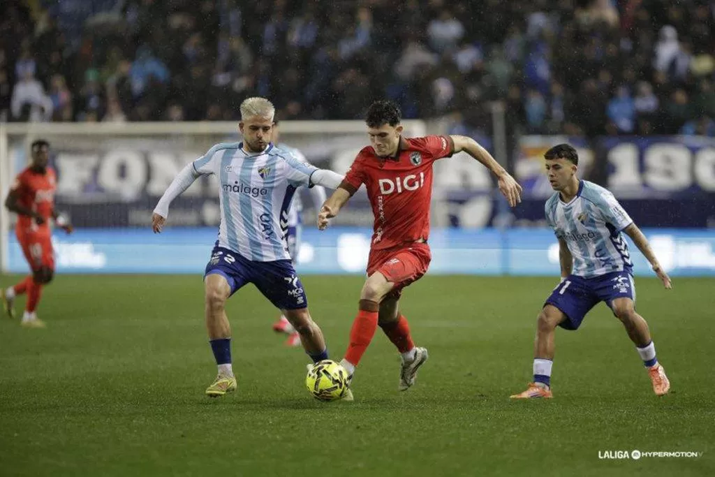3-0 | La efectividad del Málaga castiga al Burgos