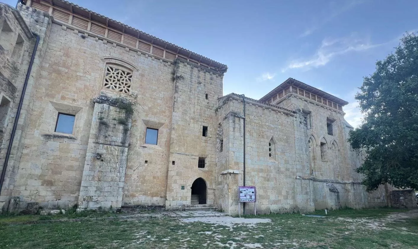 El Monasterio de Santa María de Rioseco, protagonista del nuevo videoclip de MAREF