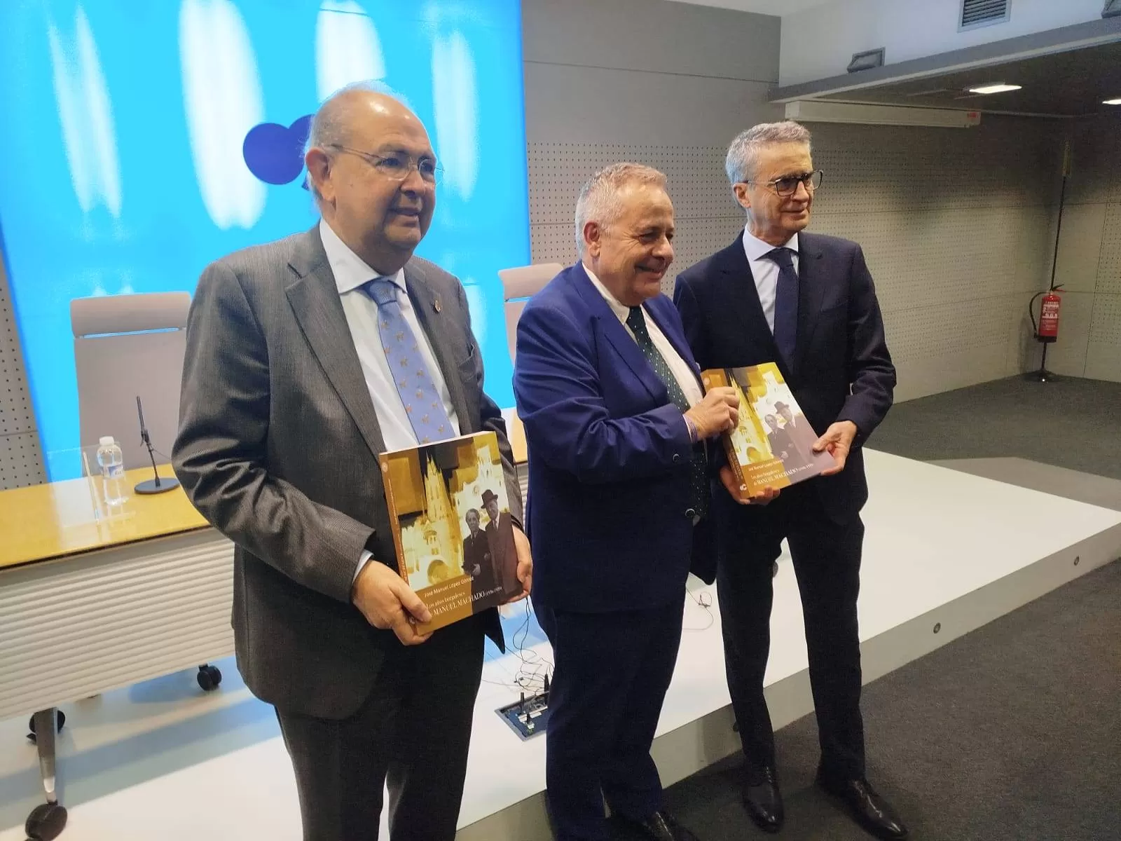 Un libro rescata la etapa burgalesa de Manuel Machado