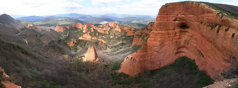 Las Médulas, montañas del oro romano en León
