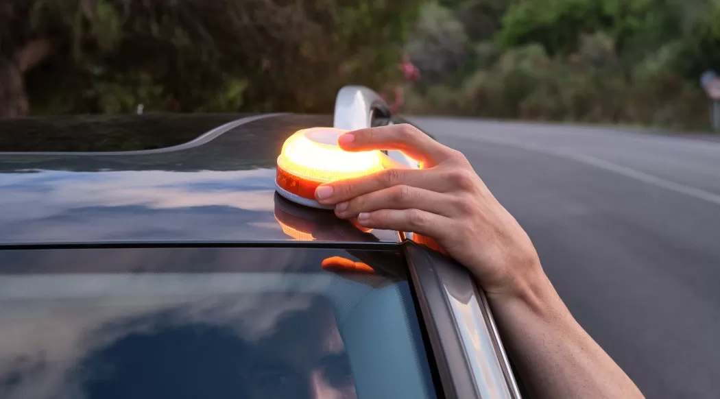 Vox Burgos solicita suspender la obligatoriedad de la baliza V16