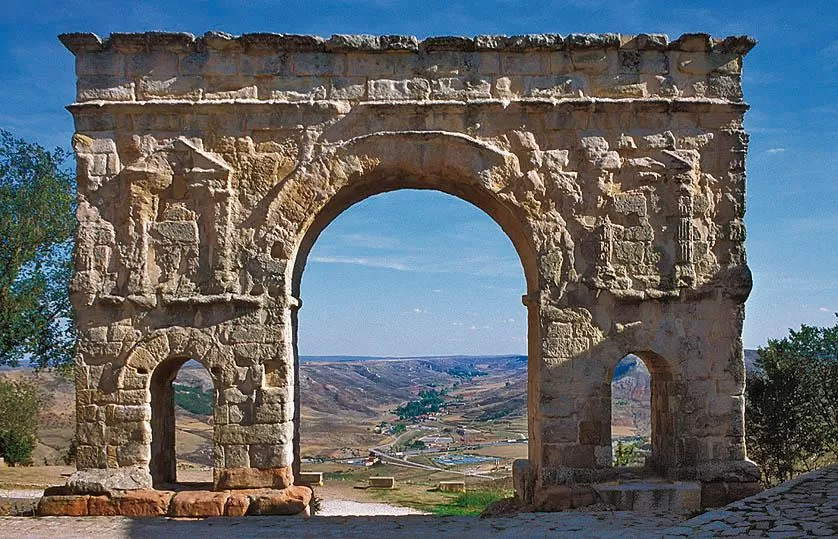 Medinaceli, 2.000 años con mucho encanto