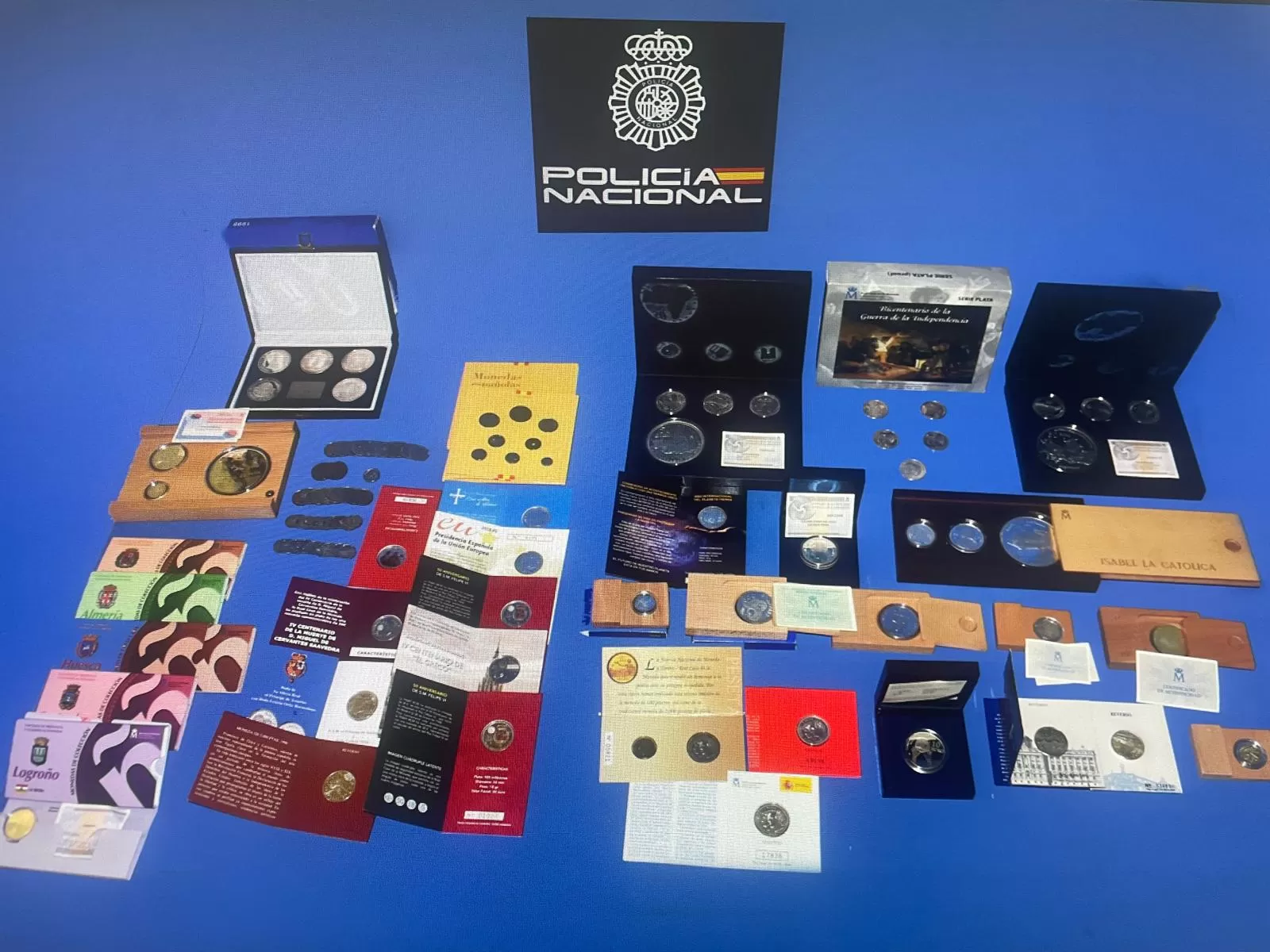 Detenidos en Burgos por sustraer monedas de plata por valor de 6.000 euros